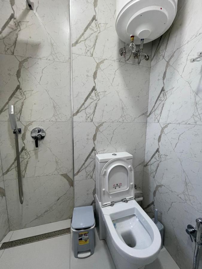 Modern Beachfront Apartments Sarande Bagian luar foto